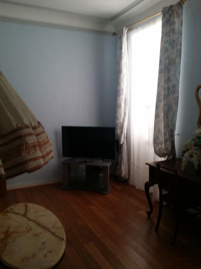 Meuble Tourisme Appartement Marseilles Buitenkant foto